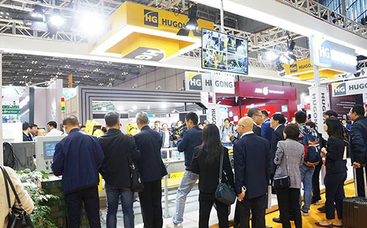 第二届进博会d88尊龙z6意大利CEA展位人气爆棚